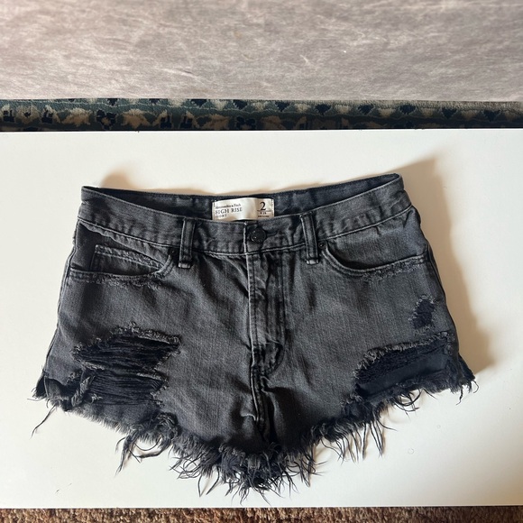 Abercrombie & Fitch Pants - Abercrombie & Fitch Black Distressed High-Rise Jean Shorts